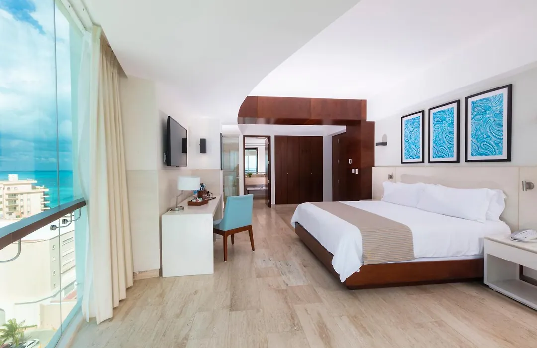 Krystal Grand Cancun All Inclusive-1